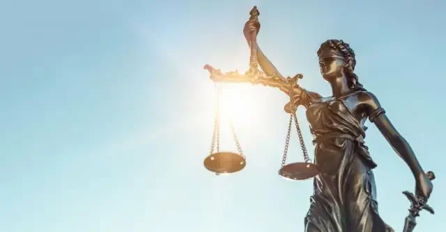 Se vulnera el debido proceso cuando se elimina una acusación particular…